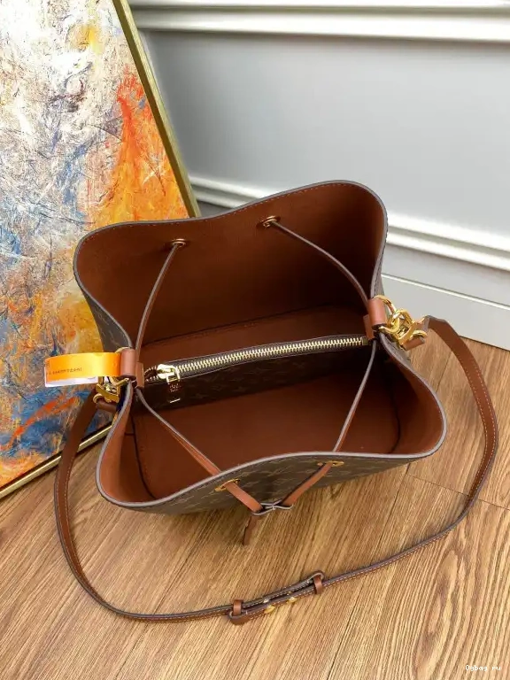 VUITTON LOUIS NÉONOÉ 0630